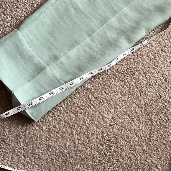 “Zara: Woman’s Cuffed Trousers size Large” - Picture 7 of 11